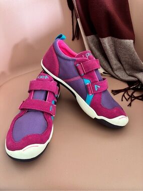 NWT Plae nylon/suede sneaker, fuchia/purple, sz 4 youth, comfy & cute, style: TY